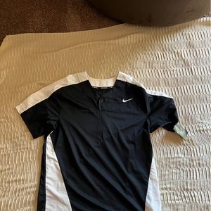 Nike baseball shirt with tags, black and white